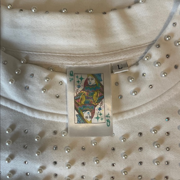 Queen of Sparkle White Studded Top - Picture 4 of 4